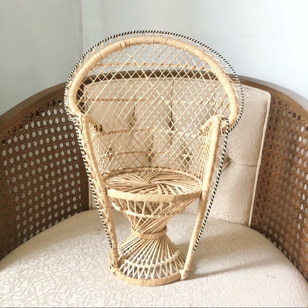 Mini Vtg Wicker Peacock Chair